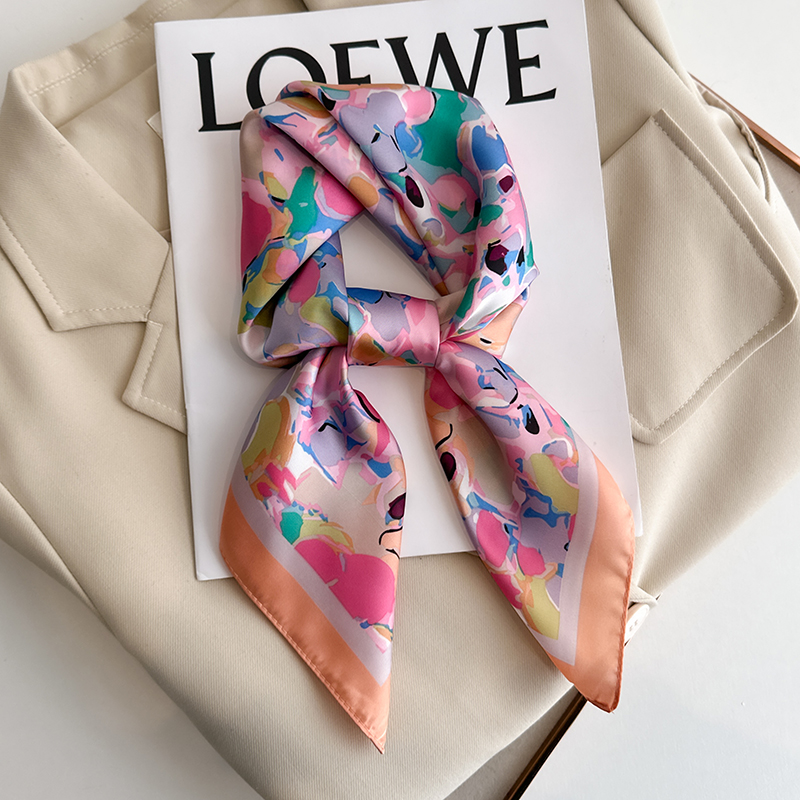 Bufanda de seda cuadrada con e - Silk Neck Scarf reseña y precio